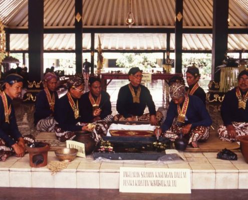 Jawa Yogyakarta 1991 1 12 Siraman Pusaka Jawa Yogyakarta 1991 1 12 Siraman Pusaka
